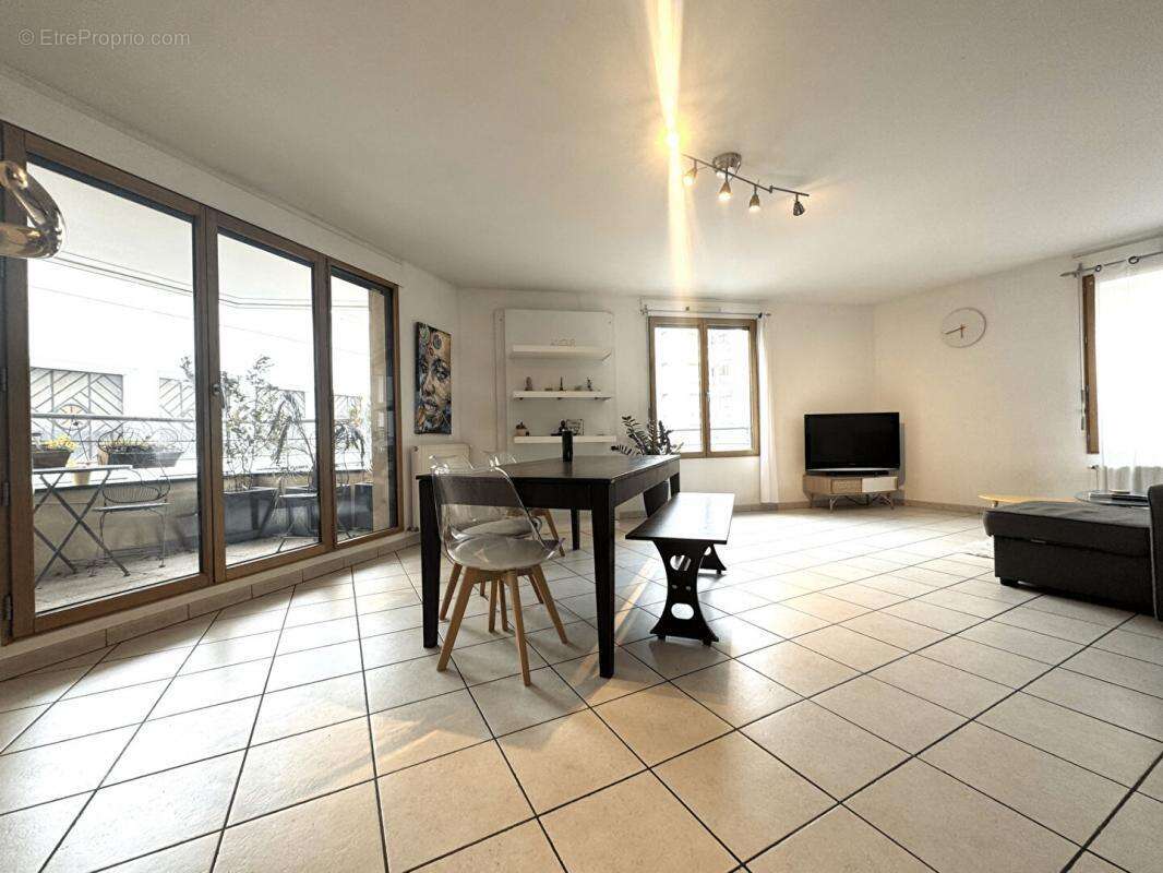 Appartement à LYON-7E