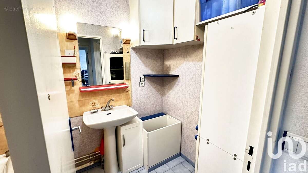 Photo 7 - Appartement à COURBEVOIE
