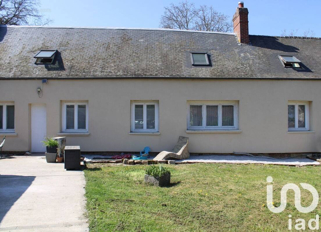 Photo 1 - Maison à SAINT-JUST-EN-CHAUSSEE