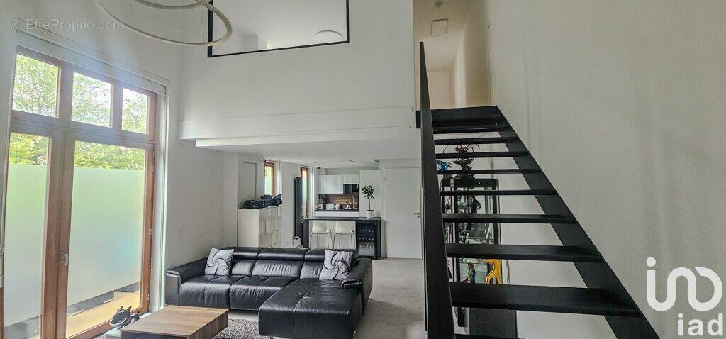 Photo 1 - Appartement à BUSSY-SAINT-GEORGES