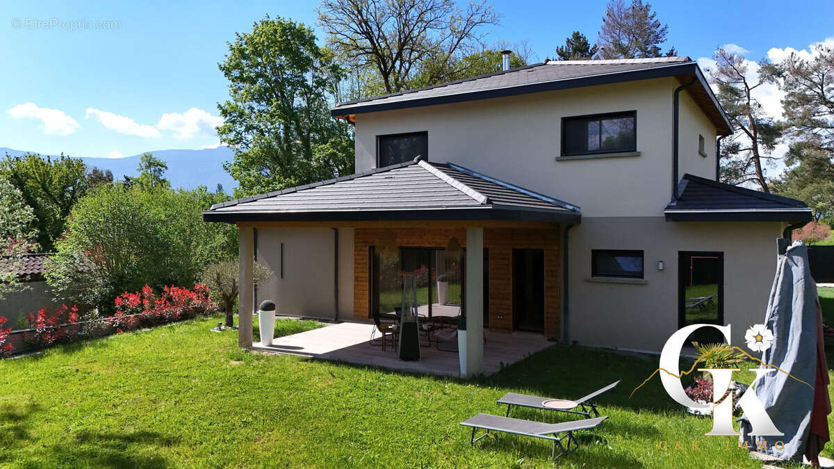 Maison à BRIE-ET-ANGONNES