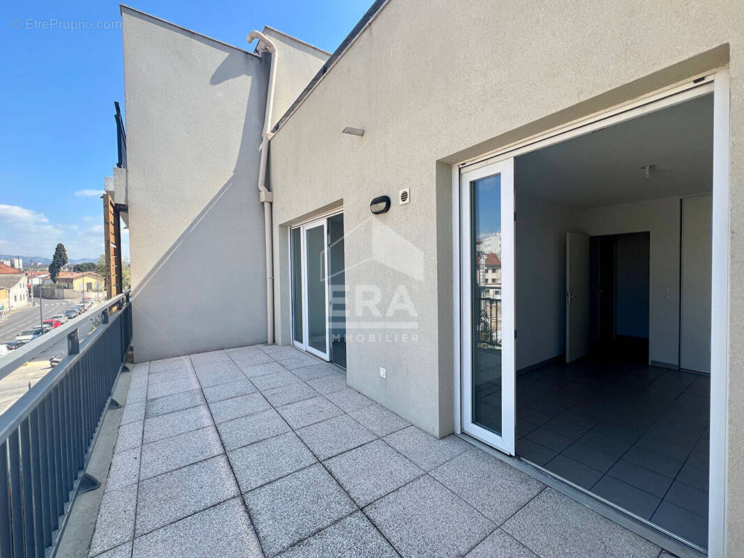 Appartement à MARSEILLE-13E