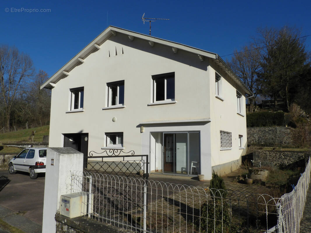 Maison à VILLEFRANCHE-DE-ROUERGUE