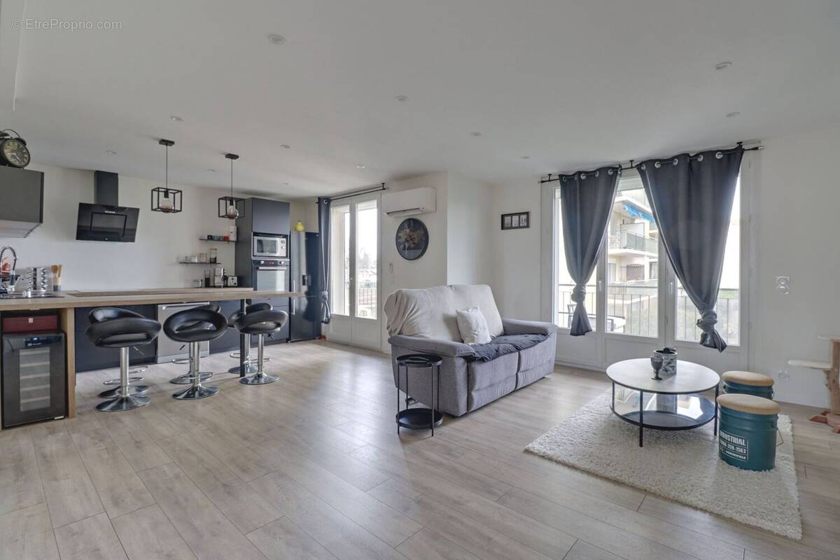 Appartement à FREJUS