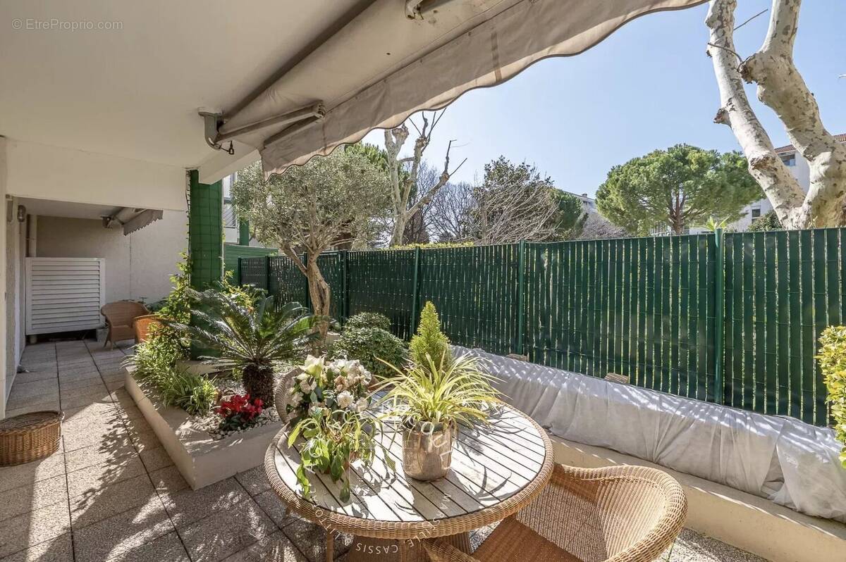 Appartement à MARSEILLE-8E