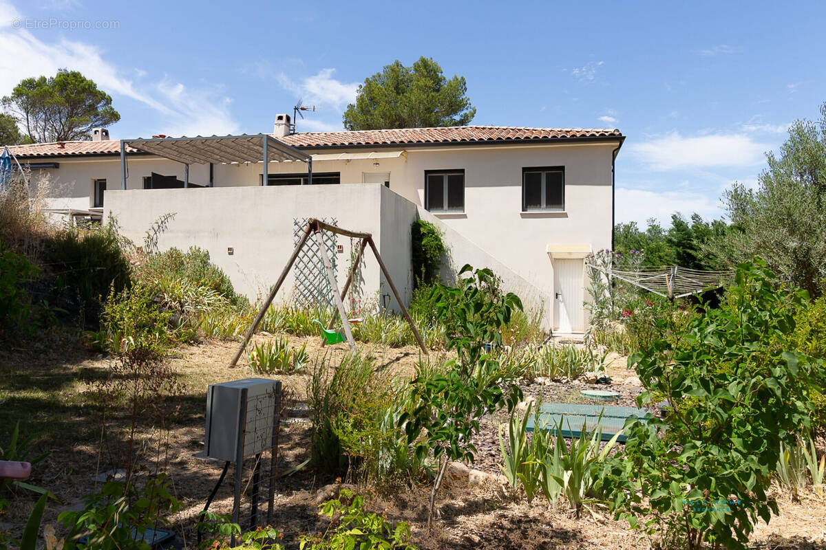 Maison à MEYRARGUES