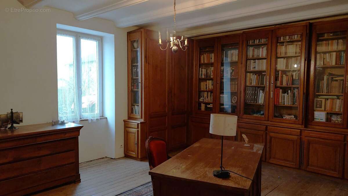 Maison à MARTINVELLE