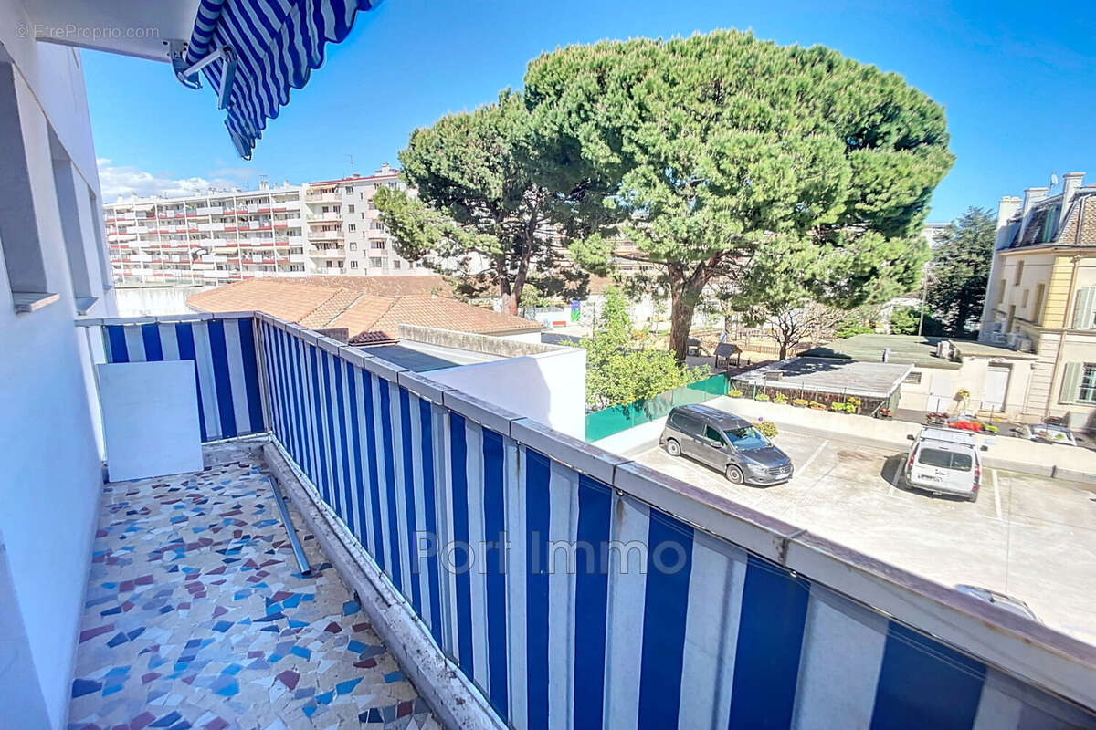 Appartement à CAGNES-SUR-MER