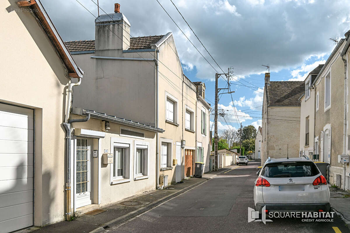 Maison à BLAINVILLE-SUR-ORNE