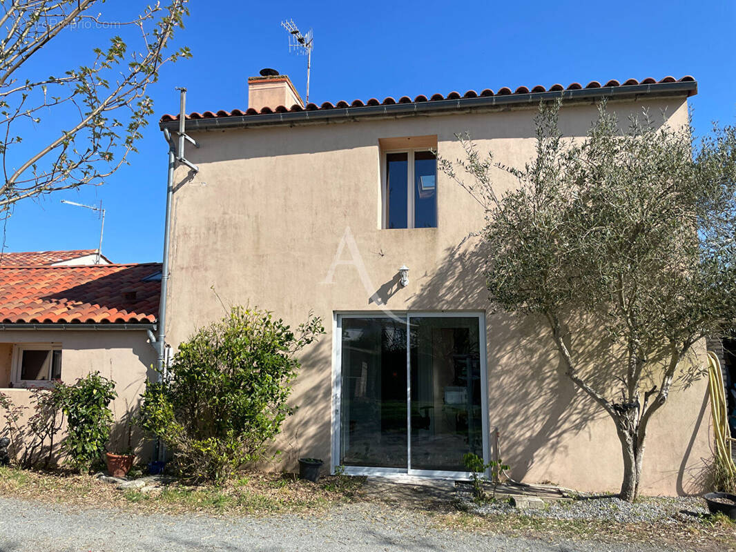 Maison à ANGLES