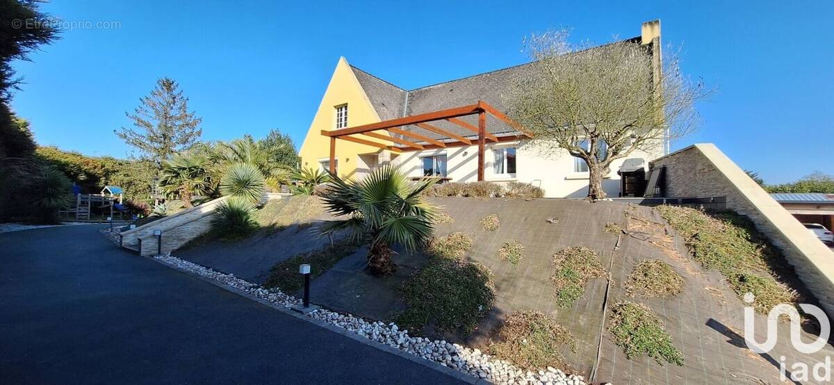 Photo 1 - Maison à GUEMENE-PENFAO