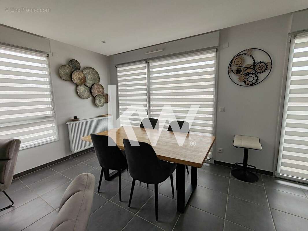 Appartement à LE PONT-DE-CLAIX