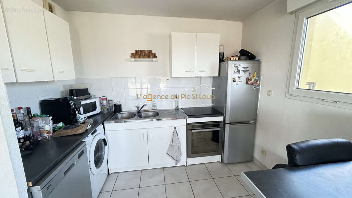 Appartement à SAINT-MATHIEU-DE-TREVIERS