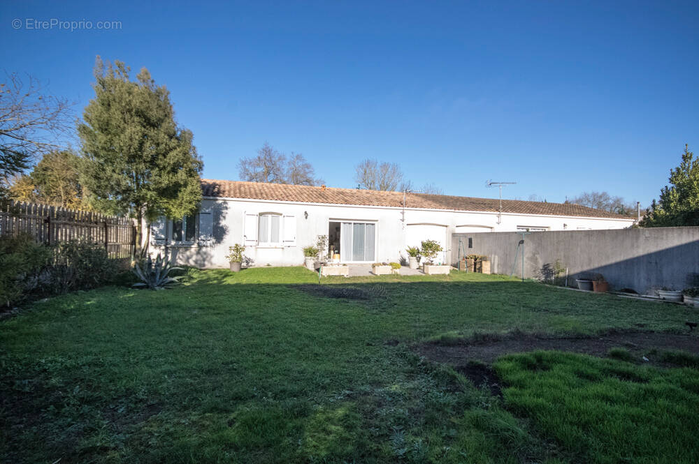 Maison à FERRIERES