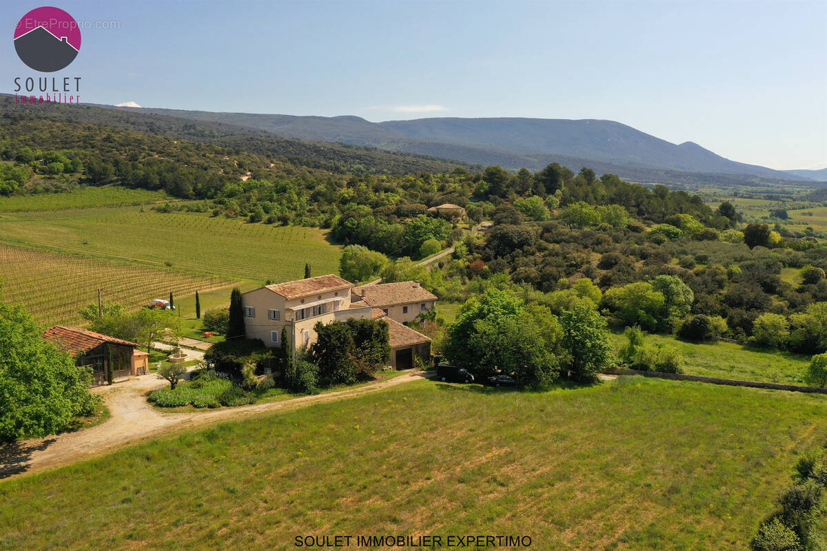 Maison à SAINT-SATURNIN-LES-APT