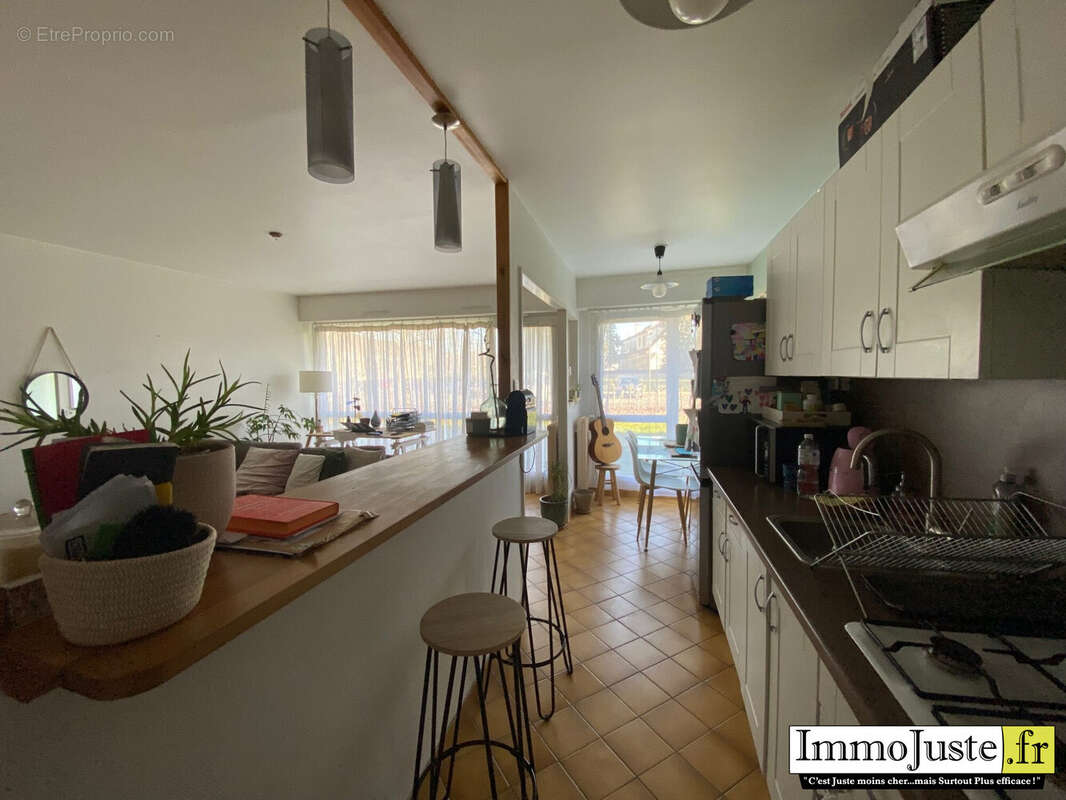 Appartement à LES ESSARTS-LE-ROI