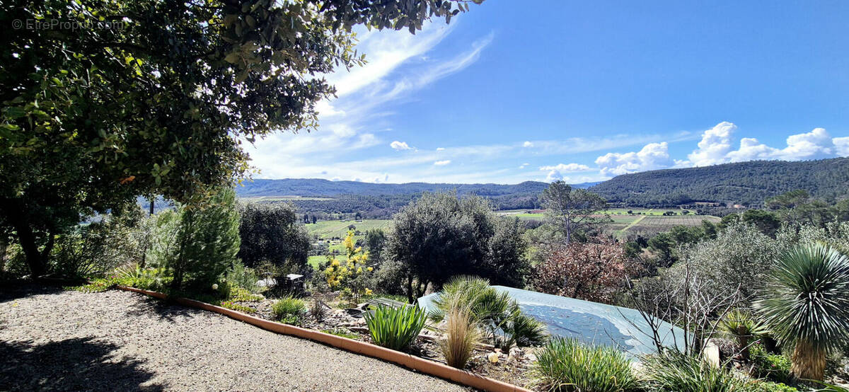 Maison à MONTFORT-SUR-ARGENS
