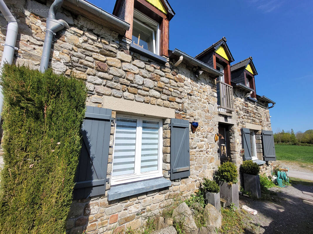 Maison à MONT-DOL