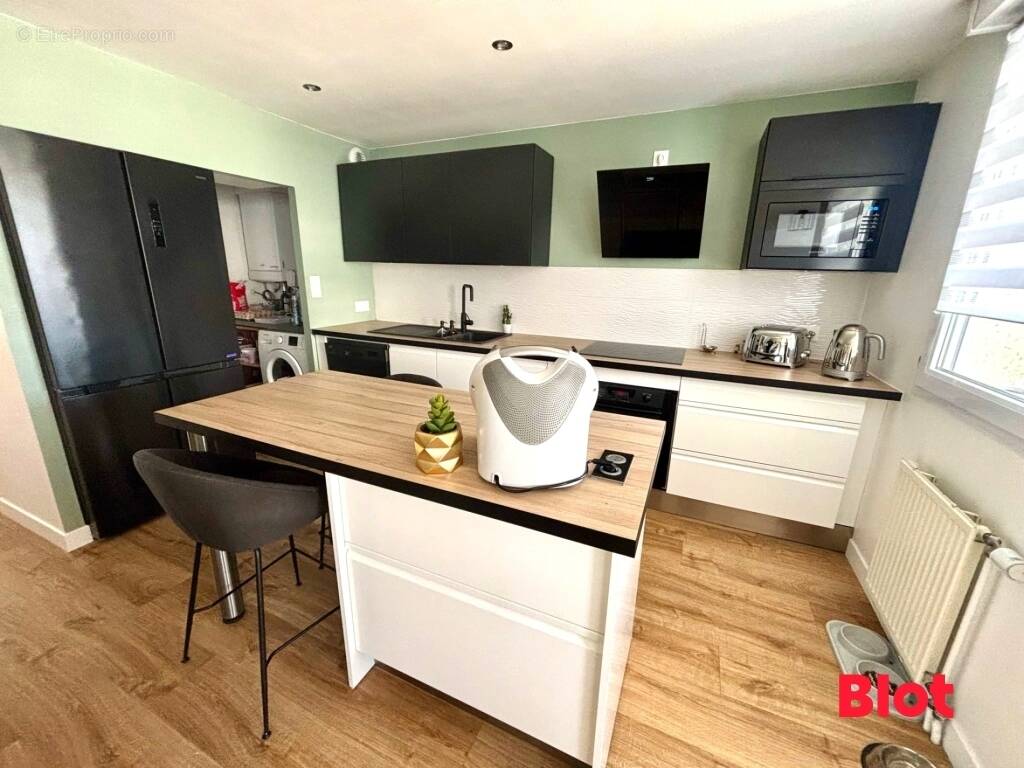 Appartement à CHARTRES-DE-BRETAGNE
