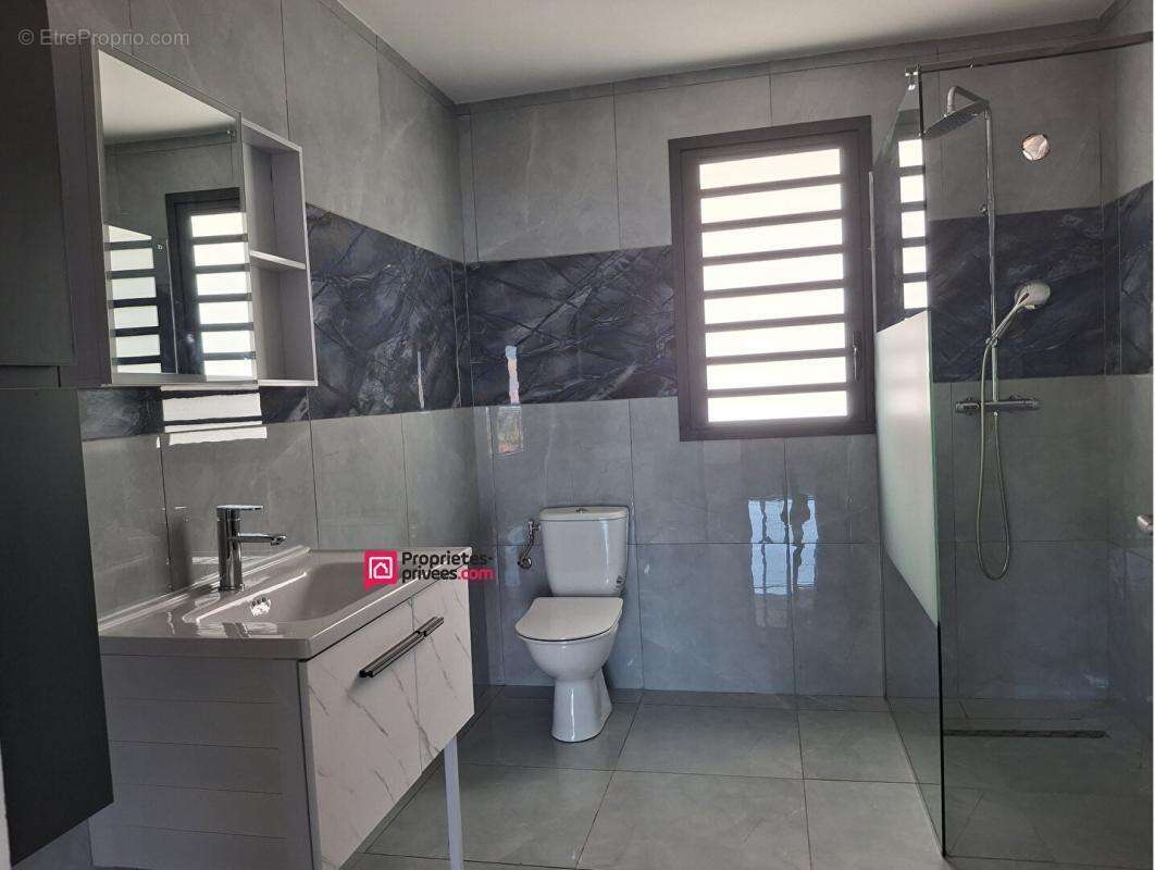Maison à ENTRE-DEUX