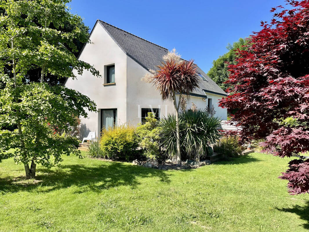 Maison à SAINTE-HELENE