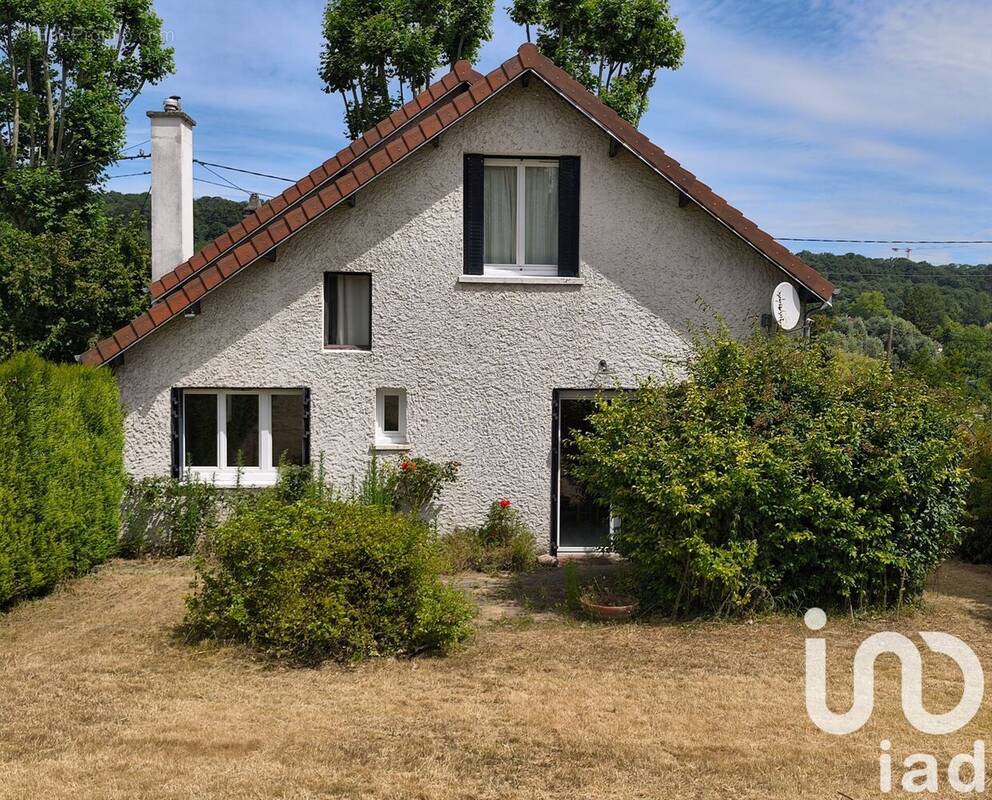 Photo 1 - Maison à BURES-SUR-YVETTE