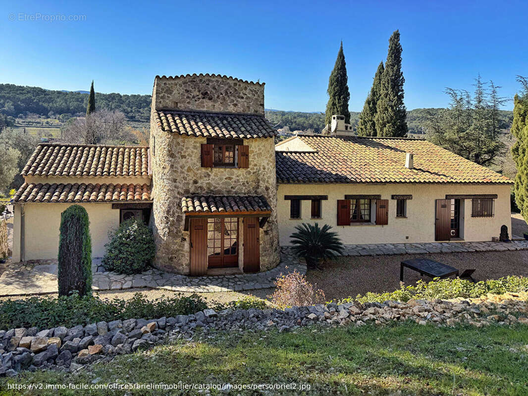 Maison à LORGUES