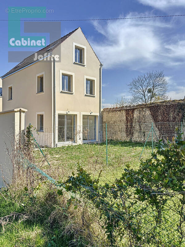 Maison à THOMERY