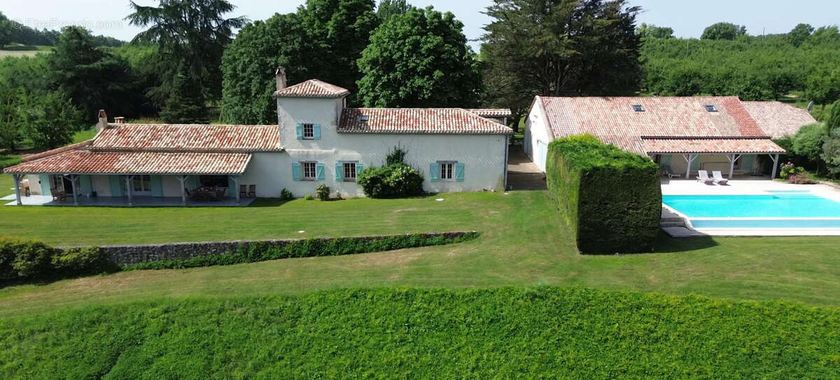 Maison à TOURNON-D&#039;AGENAIS