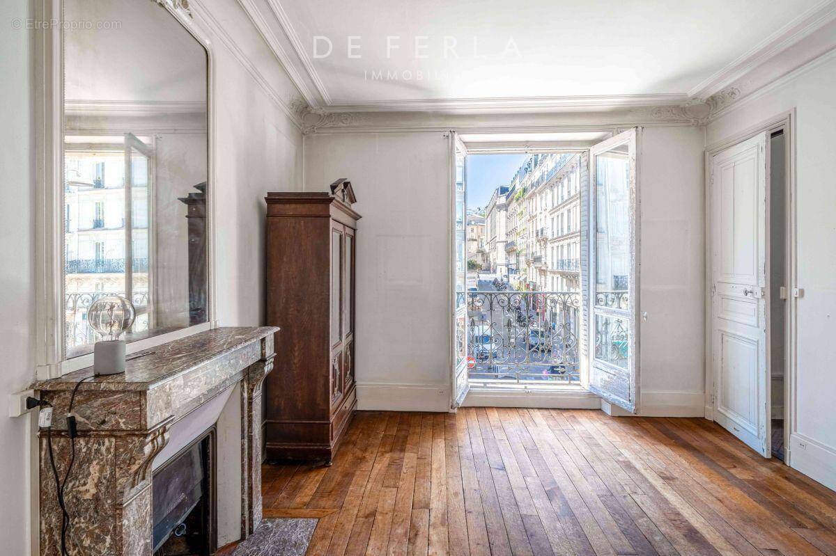 Appartement à PARIS-5E