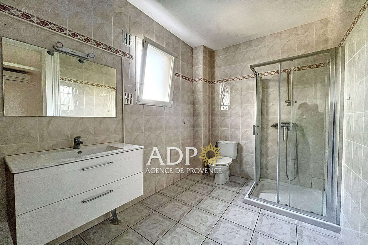 Appartement à MANDELIEU-LA-NAPOULE