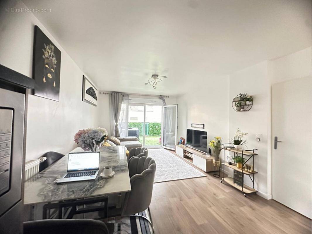 Appartement à MONTMAGNY