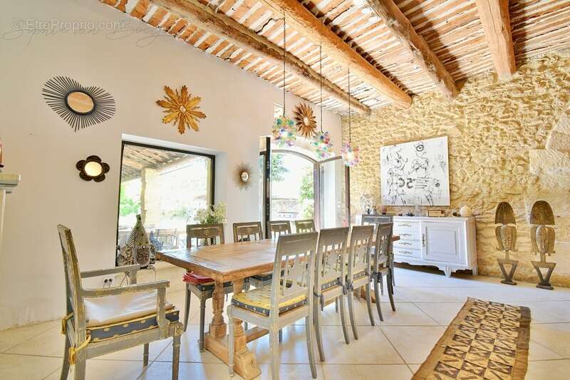 Maison à LOURMARIN