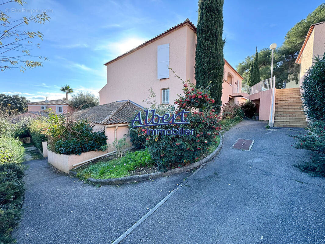 Appartement à SANARY-SUR-MER