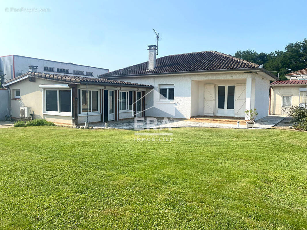 Maison à AUREILHAN