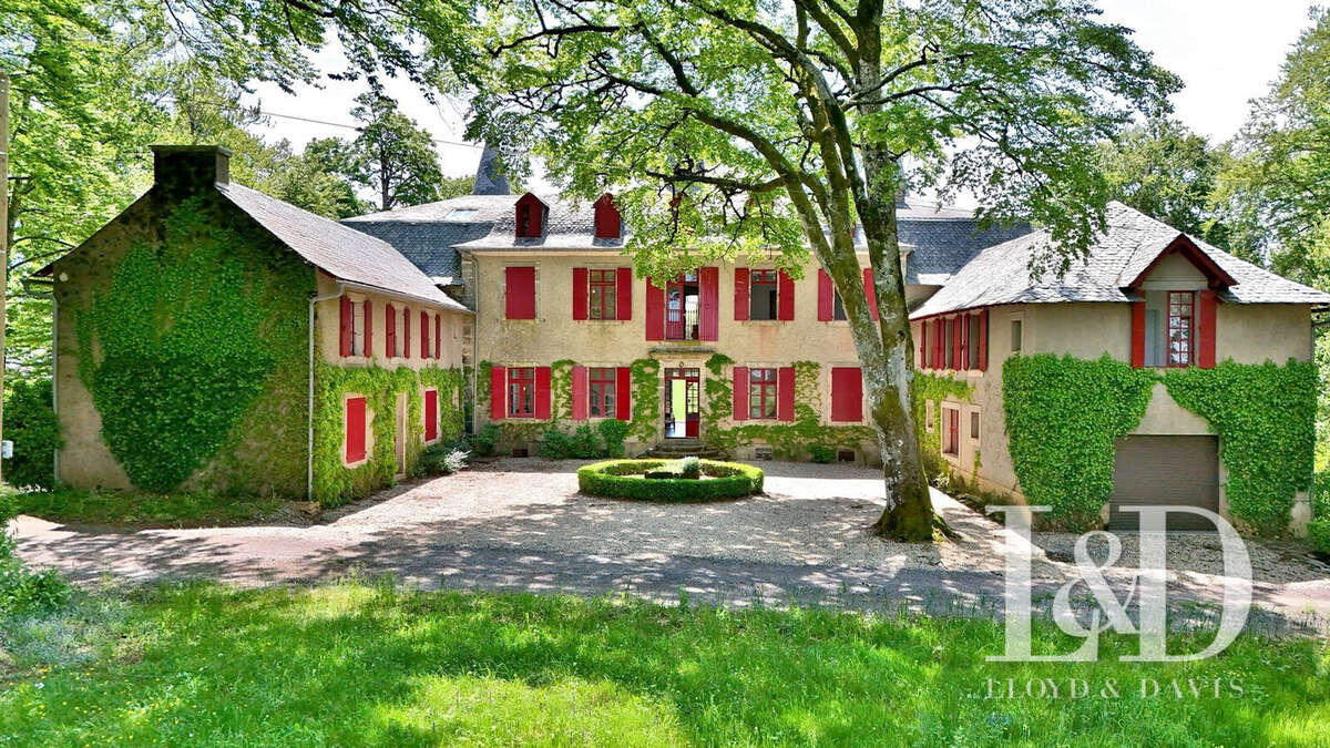 Maison à SAINT-PIERRE-DE-TRIVISY
