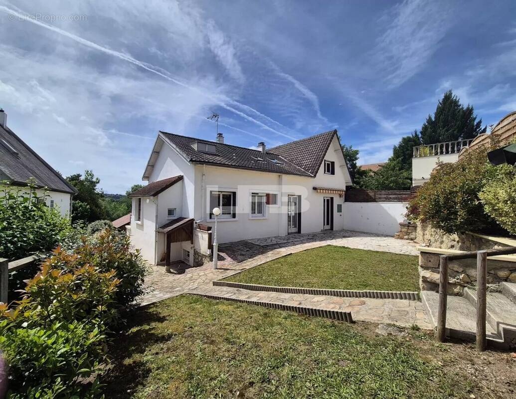 Maison à CHAUMONTEL