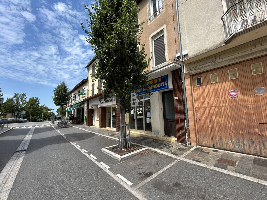 Appartement à NAUCELLE