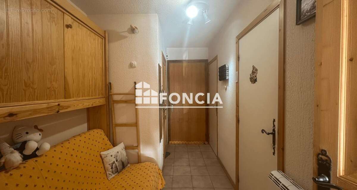 Appartement à SAINT-ETIENNE-DE-TINEE