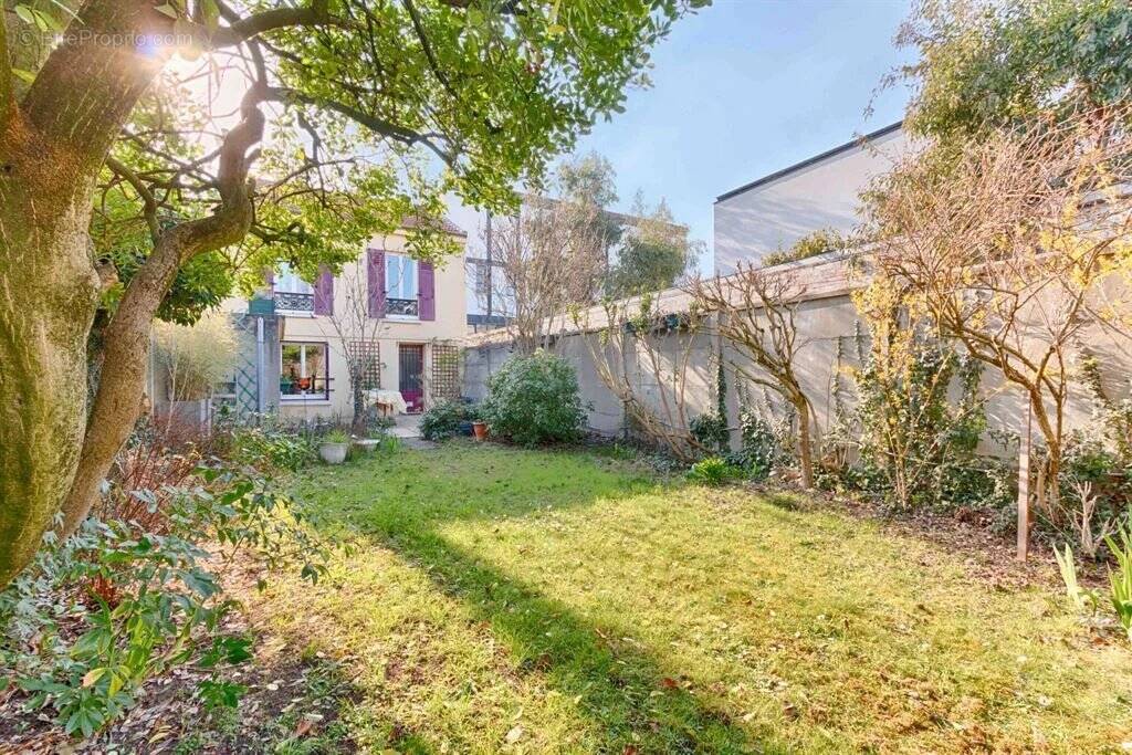 Maison à ASNIERES-SUR-SEINE