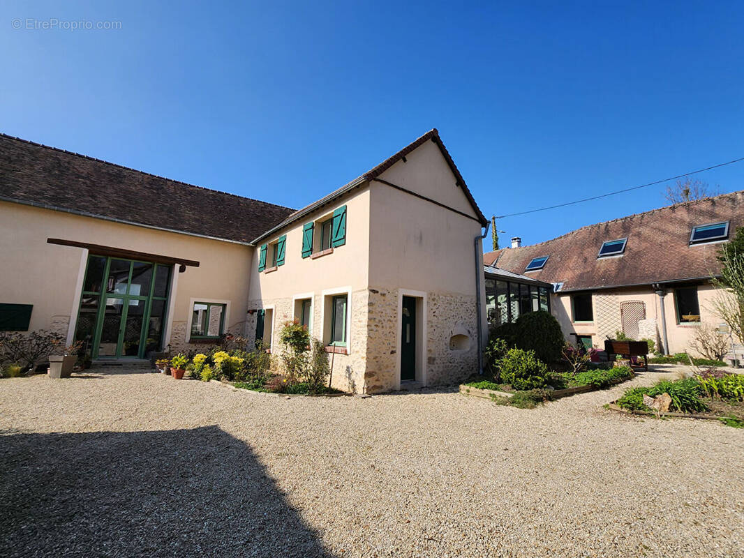 Maison à GALLARDON