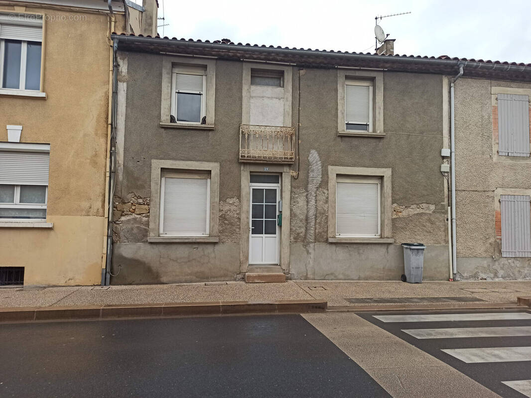 Appartement à SOUAL
