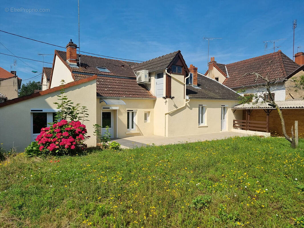 Maison à PARAY-LE-MONIAL