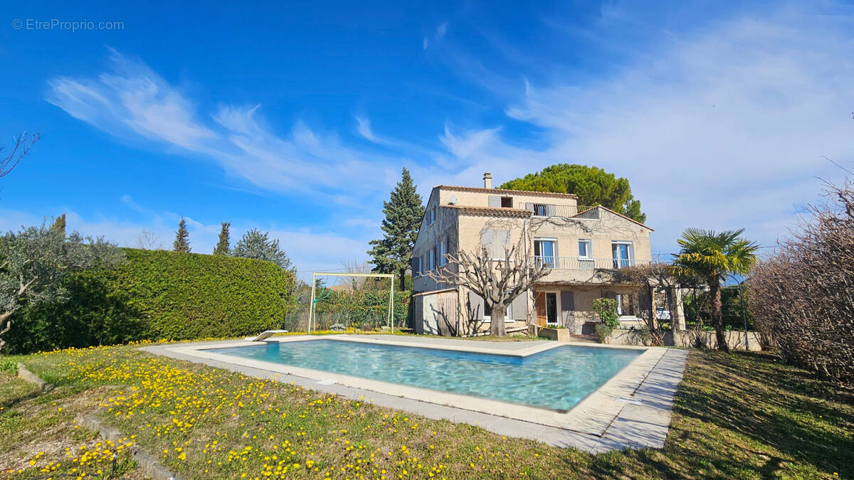 Maison à MAZAN