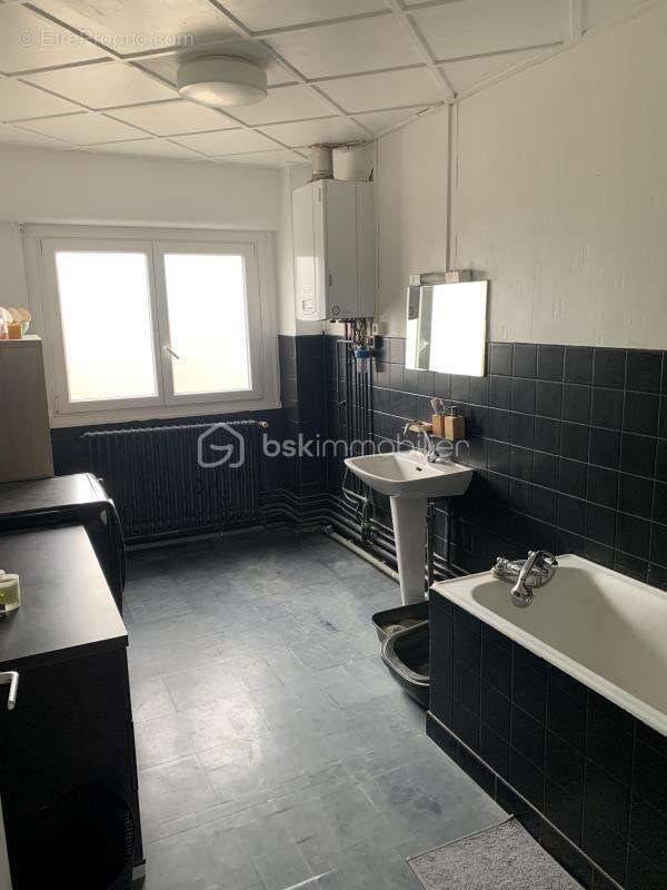 Appartement à HENIN-BEAUMONT