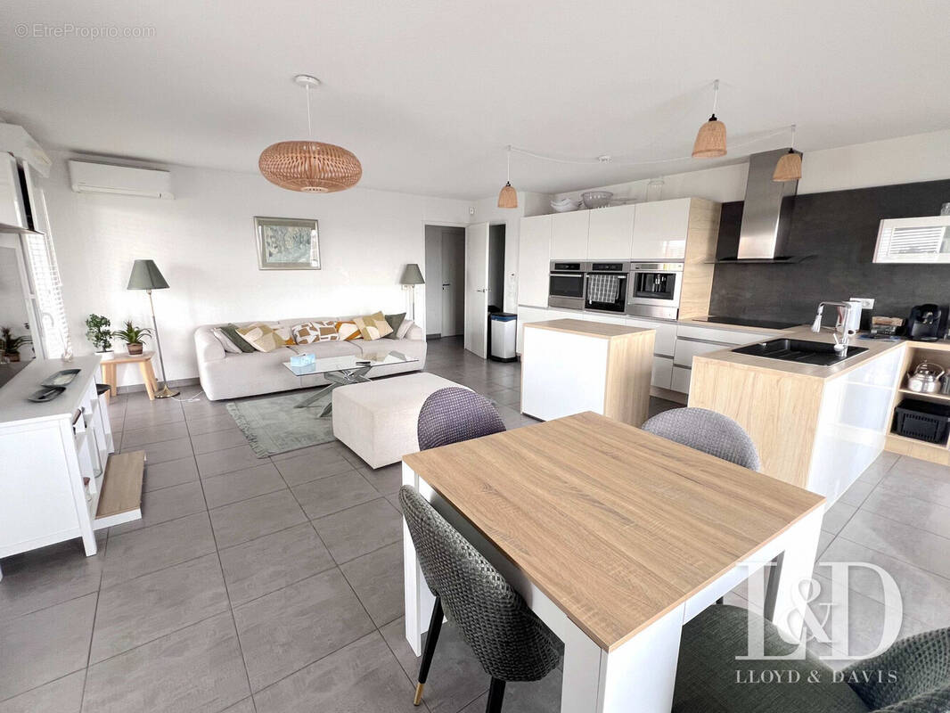 Appartement à JUVIGNAC