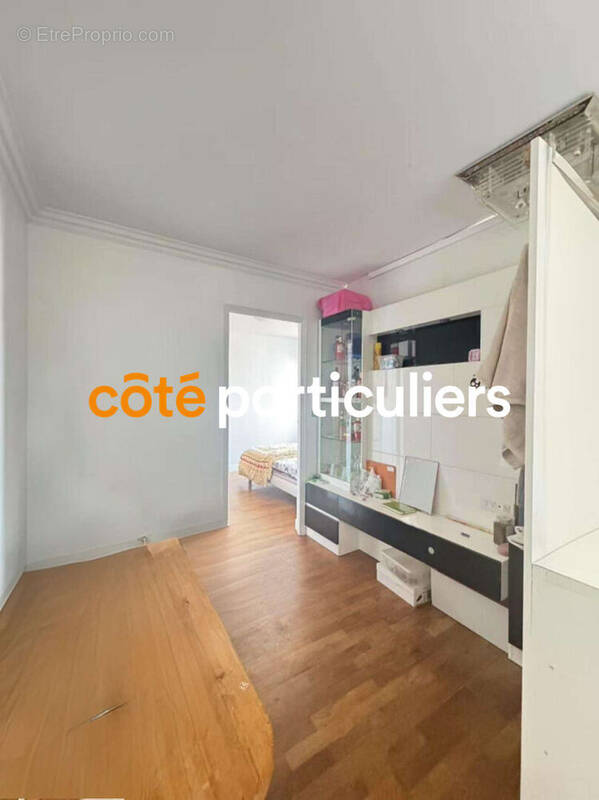 Appartement à AUBERVILLIERS