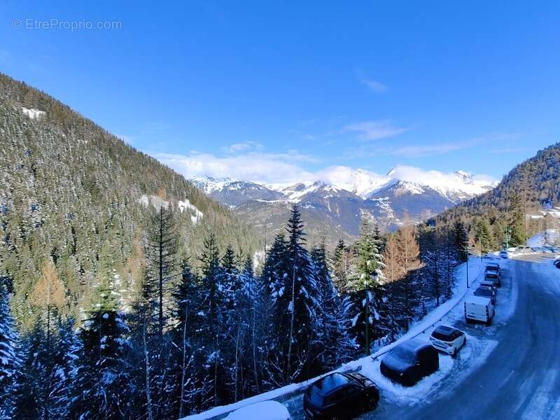 Appartement à AVRIEUX