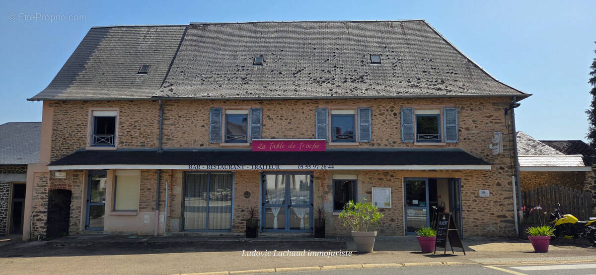 Commerce à ARNAC-POMPADOUR