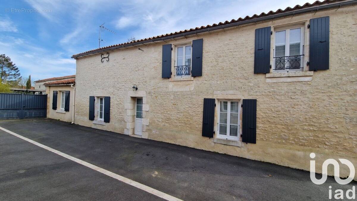 Photo 1 - Maison à FONTAINES